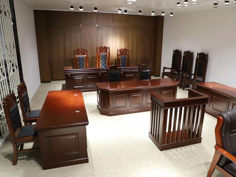 法院審訊桌椅