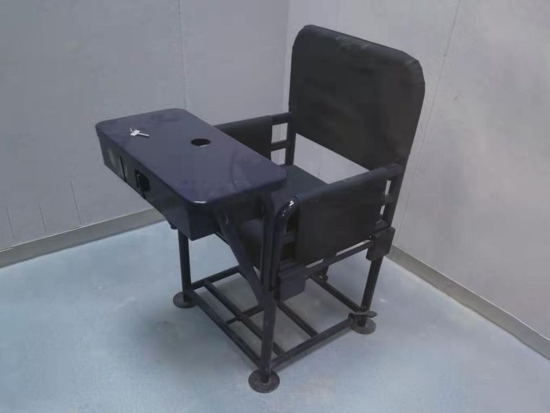 鐵質審訊椅